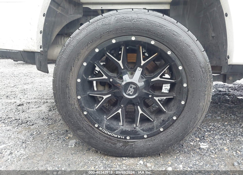 2020 RAM 1500 LAIE  4X4 5'7 BOX VIN: 1C6SRFJT5LN130896