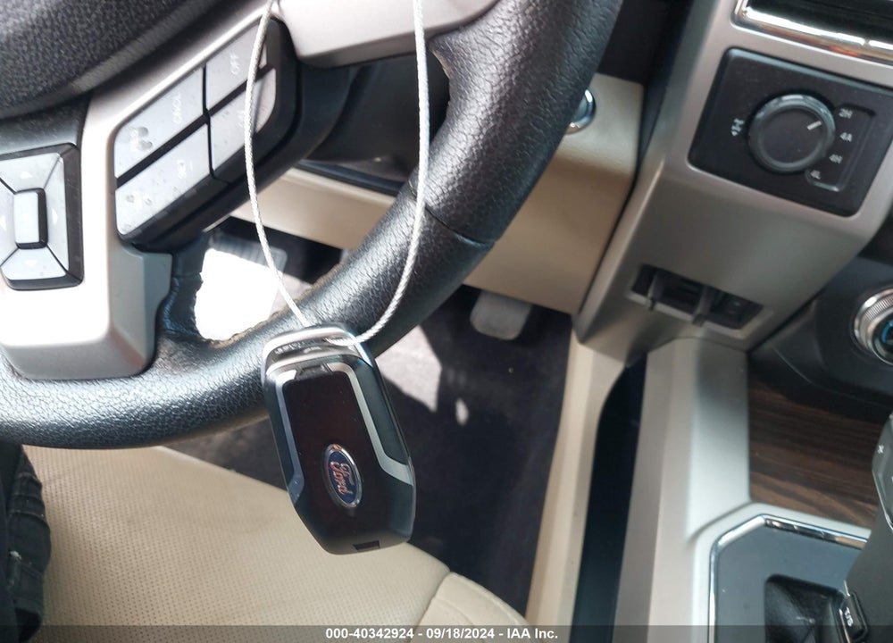 2015 FORD F-150 LARIAT VIN: 1FTEW1EF6FKE80405