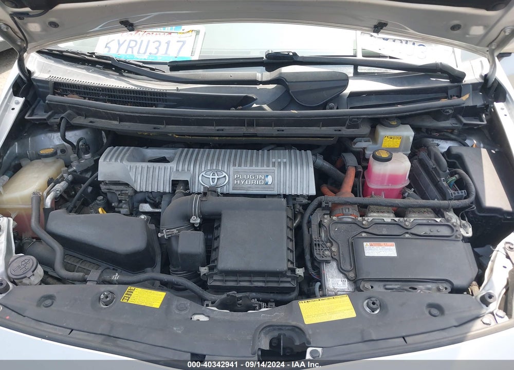 2013 TOYOTA PRIUS PLUG-IN VIN: JTDKN3DP8D3033853