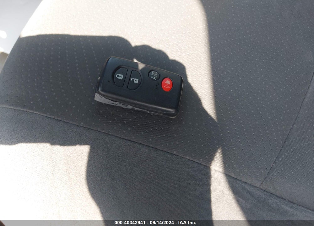 2013 TOYOTA PRIUS PLUG-IN VIN: JTDKN3DP8D3033853