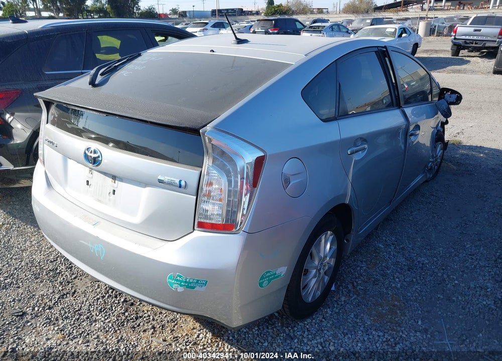 2013 TOYOTA PRIUS PLUG-IN VIN: JTDKN3DP8D3033853