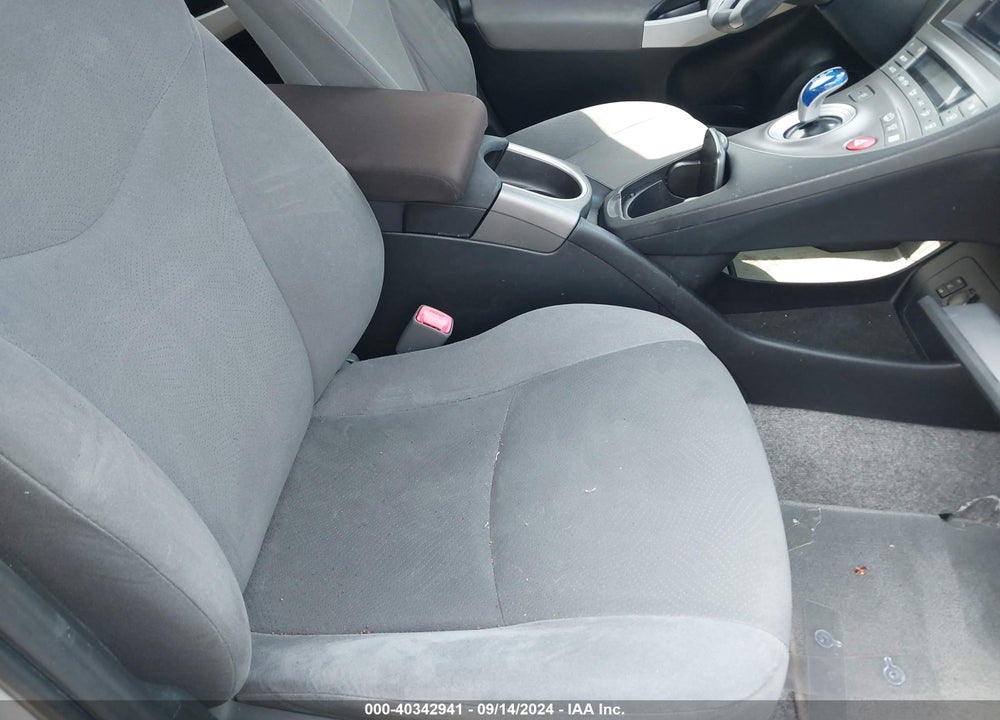 2013 TOYOTA PRIUS PLUG-IN VIN: JTDKN3DP8D3033853