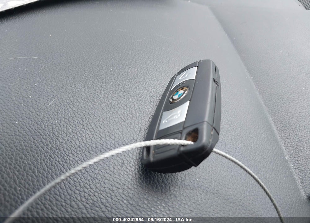 2010 BMW 528I VIN: WBANU5C57AC460932