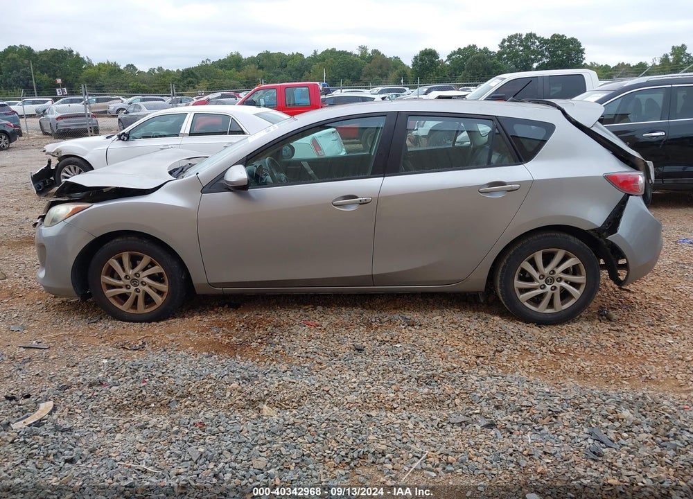 2013 MAZDA 3 I GRAND TOURING VIN: JM1BL1MP0D1769255