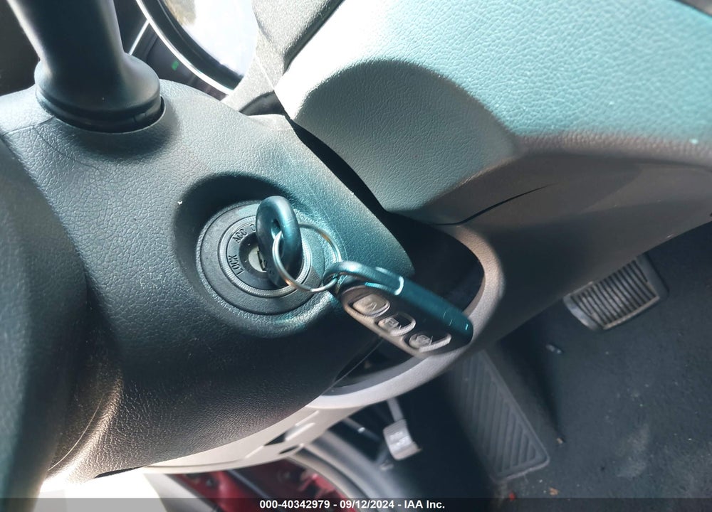 2014 HYUNDAI SONATA GLS VIN: 5NPEB4AC3EH907383