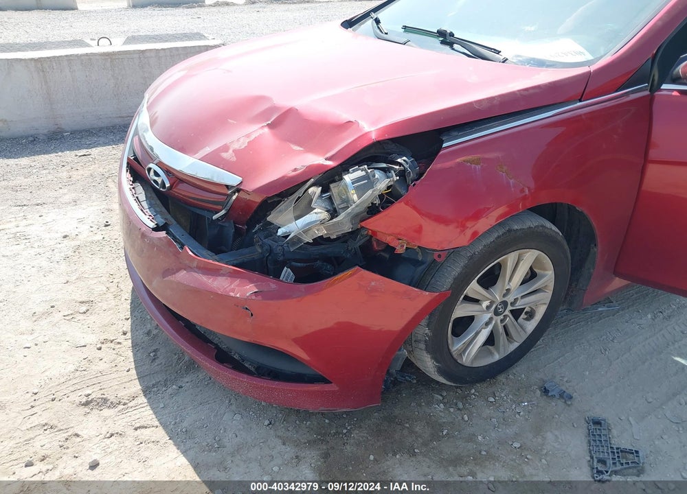 2014 HYUNDAI SONATA GLS VIN: 5NPEB4AC3EH907383