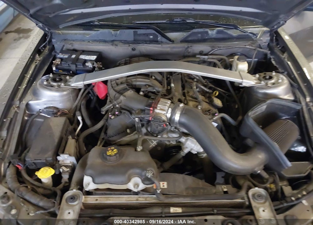 2014 FORD MUSTANG V6 VIN: 1ZVBP8EM8E5239978
