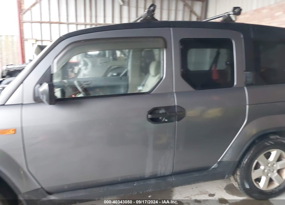 2010 HONDA ELEMENT EX VIN: 5J6YH2H74AL002725