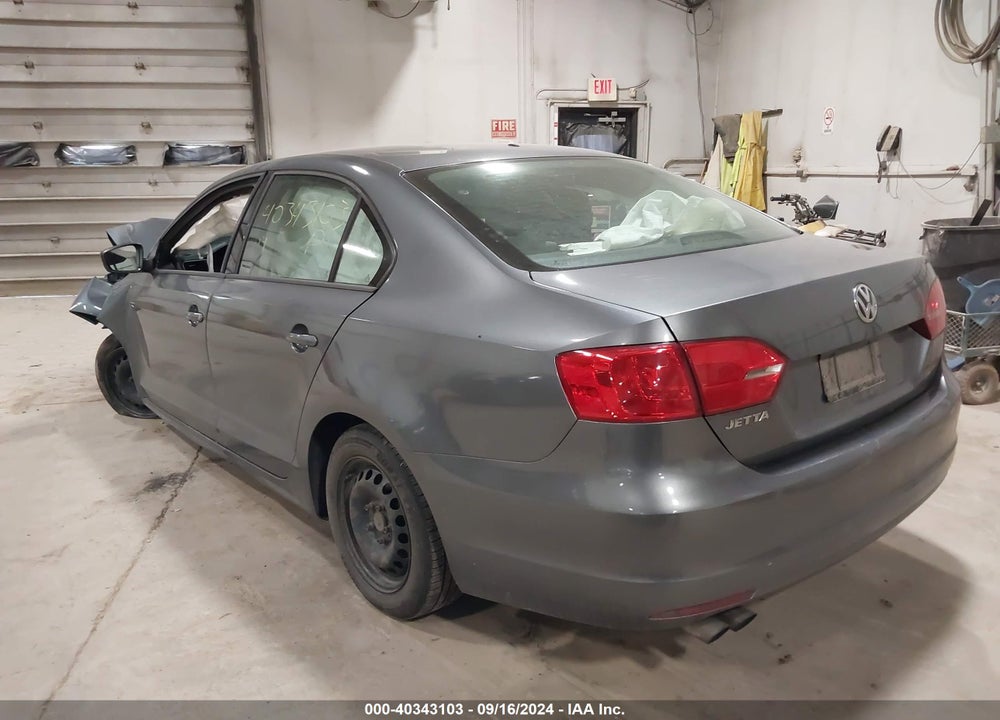 2014 VOLKSWAGEN JETTA 2.0L S VIN: 3VW2K7AJ7EM275109
