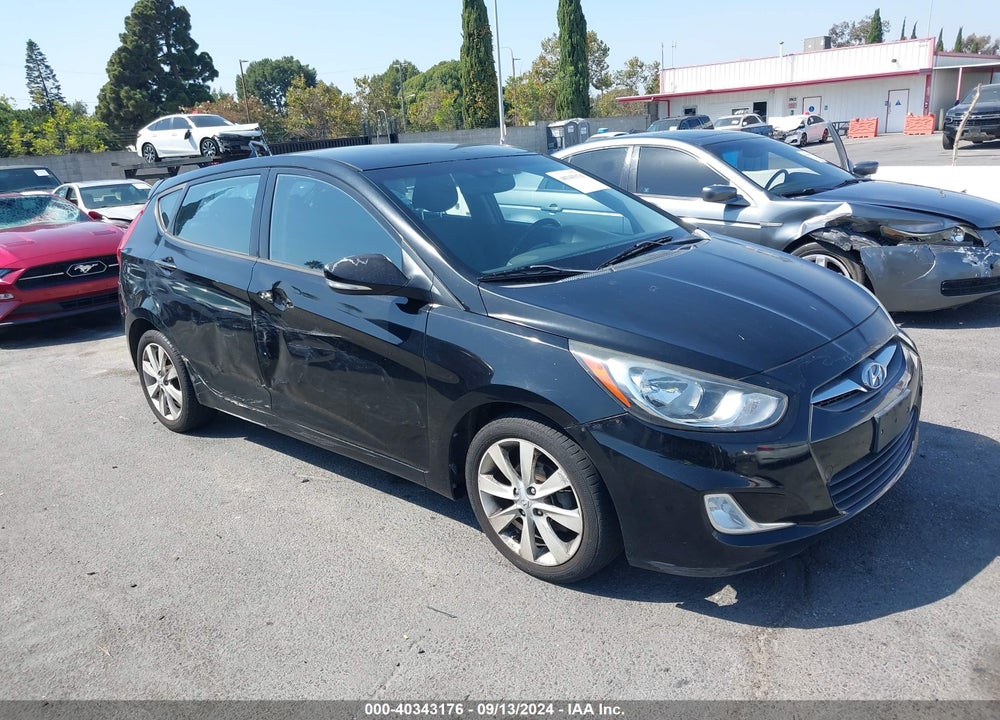 2013 HYUNDAI ACCENT SE VIN: KMHCU5AE5DU111758