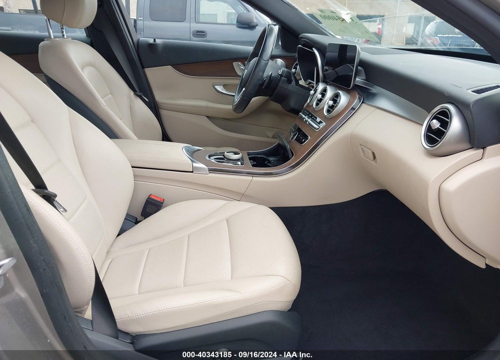 2021 MERCEDES-BENZ C 300 SEDAN VIN: W1KWF8DB0MR619465