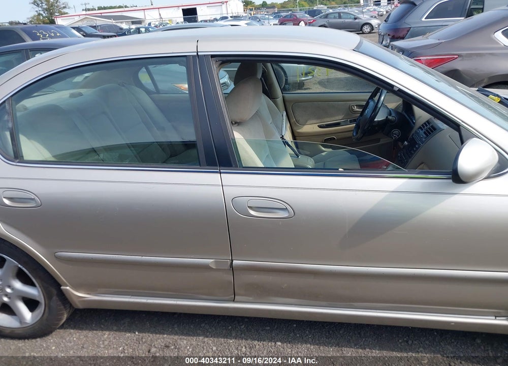 2003 NISSAN MAXIMA SE VIN: JN1DA31D73T520042