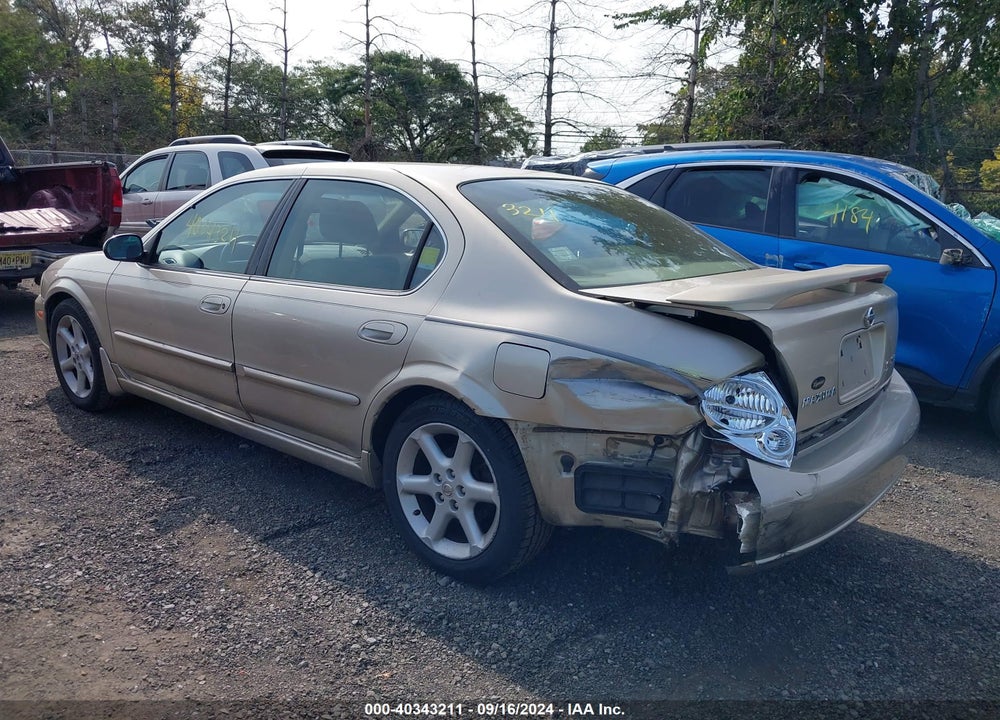 2003 NISSAN MAXIMA SE VIN: JN1DA31D73T520042