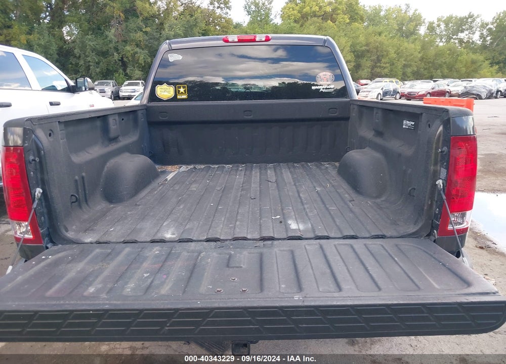 2010 GMC SIERRA 1500 SLE VIN: 3GTRKVE36AG102451