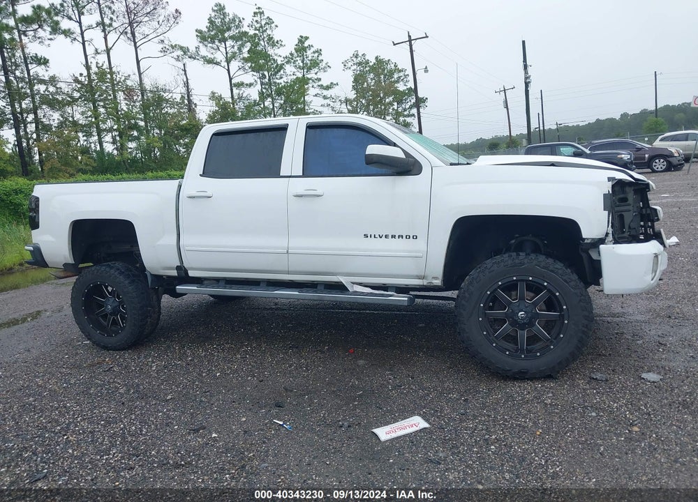 2017 CHEVROLET SILVERADO 1500 2LT VIN: 3GCUKREC2HG194587