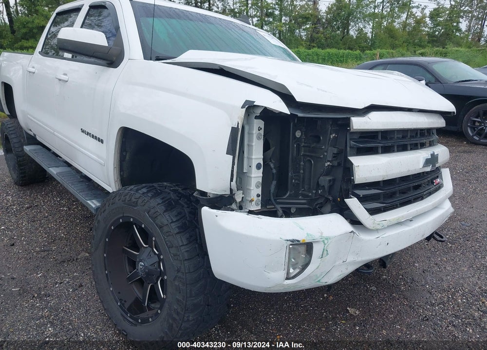 2017 CHEVROLET SILVERADO 1500 2LT VIN: 3GCUKREC2HG194587