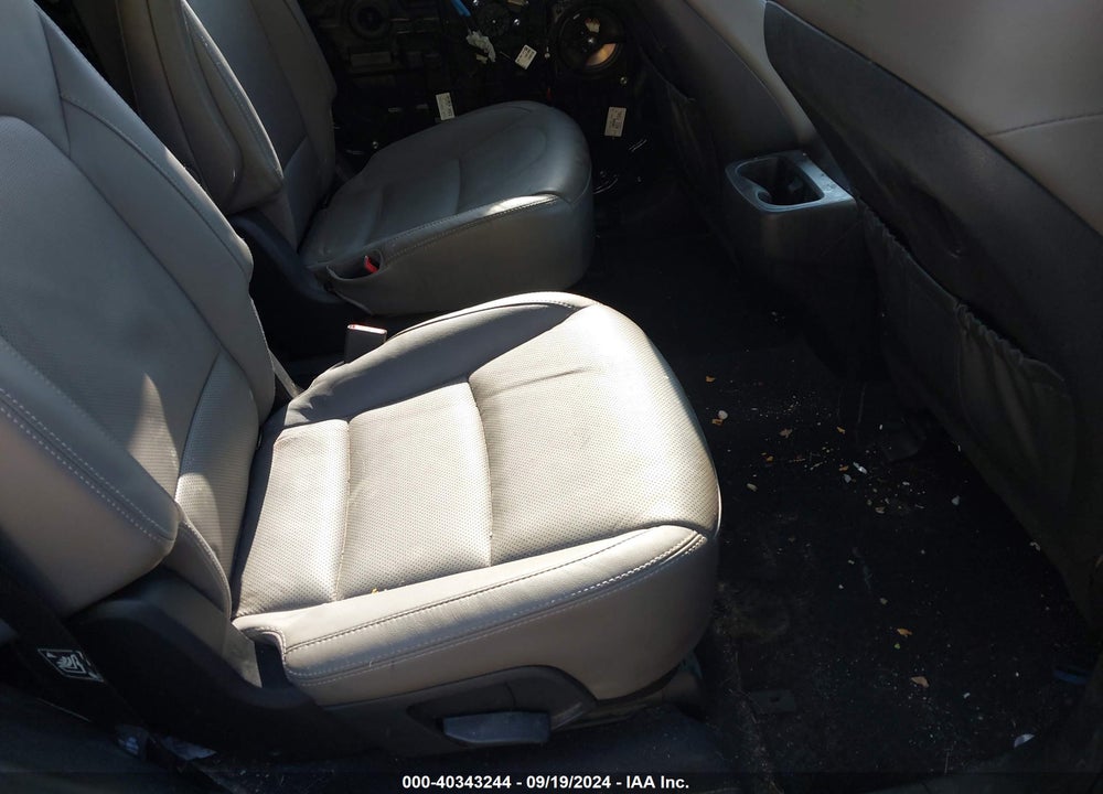 2017 HYUNDAI SANTA FE LIMITED ULTIMATE VIN: KM8SRDHF6HU243326