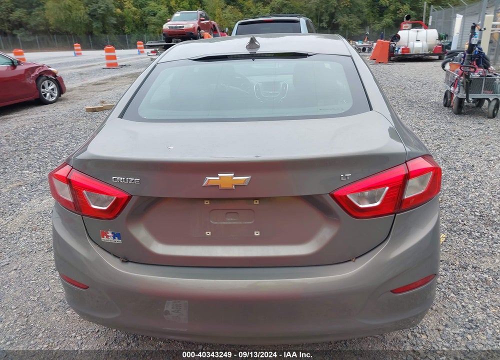 2017 CHEVROLET CRUZE LT AUTO VIN: 1G1BE5SM4H7271873
