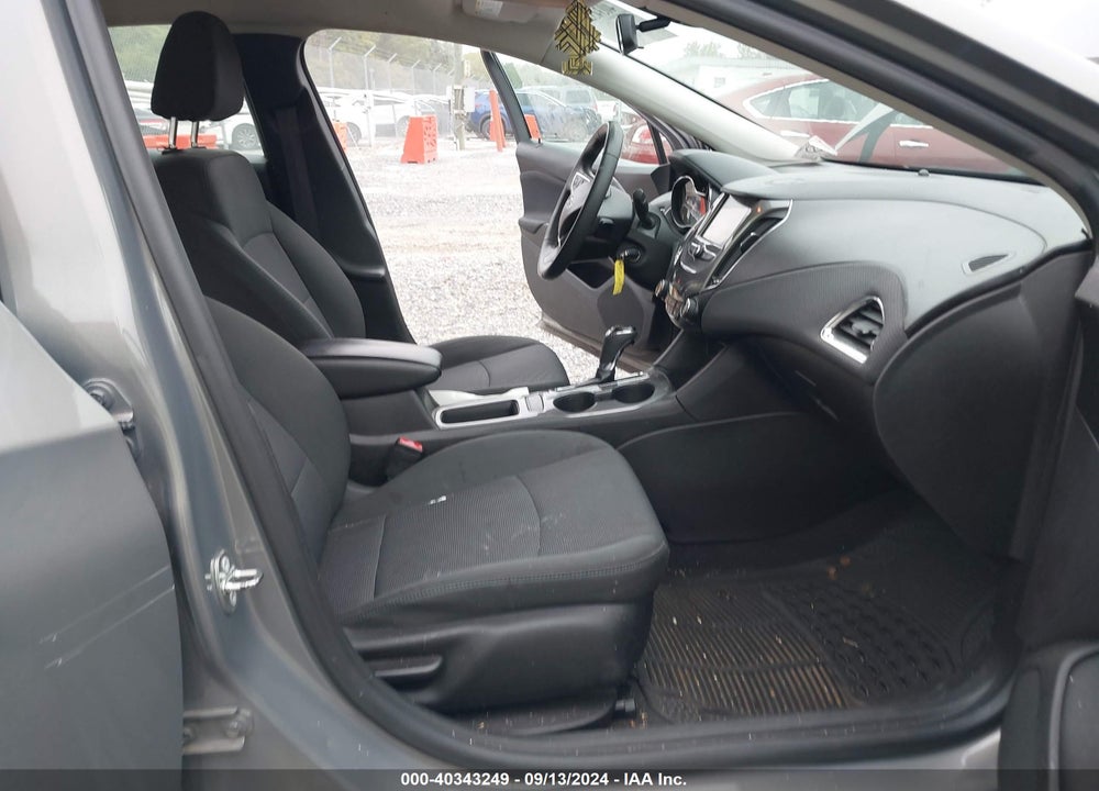2017 CHEVROLET CRUZE LT AUTO VIN: 1G1BE5SM4H7271873