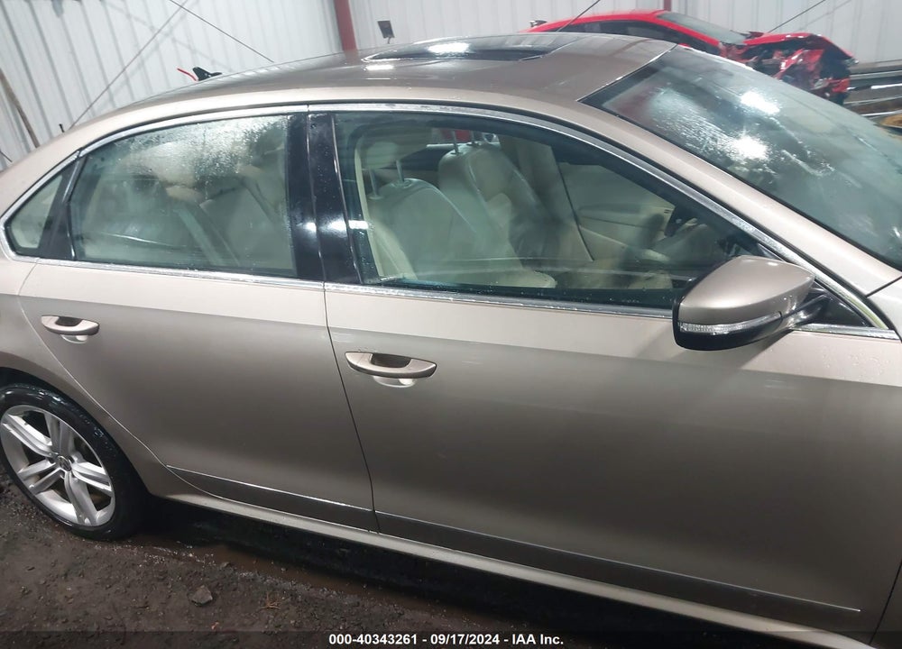 2015 VOLKSWAGEN PASSAT 2.0L TDI SEL PREMIUM VIN: 1VWCV7A37FC052195