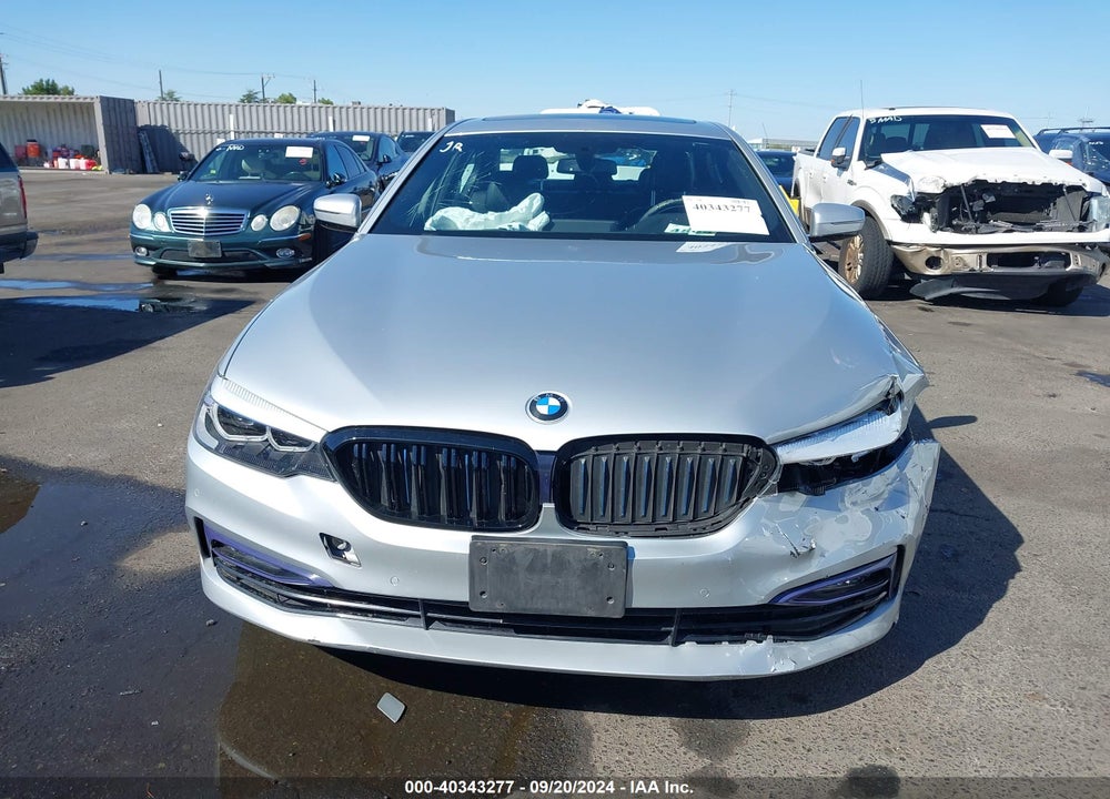 2018 BMW 530E XDRIVE IPERFORMANCE VIN: WBAJB1C57JB085238