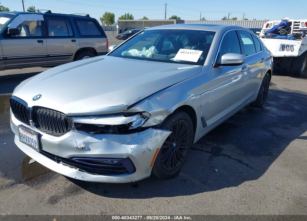 2018 BMW 530E XDRIVE IPERFORMANCE VIN: WBAJB1C57JB085238