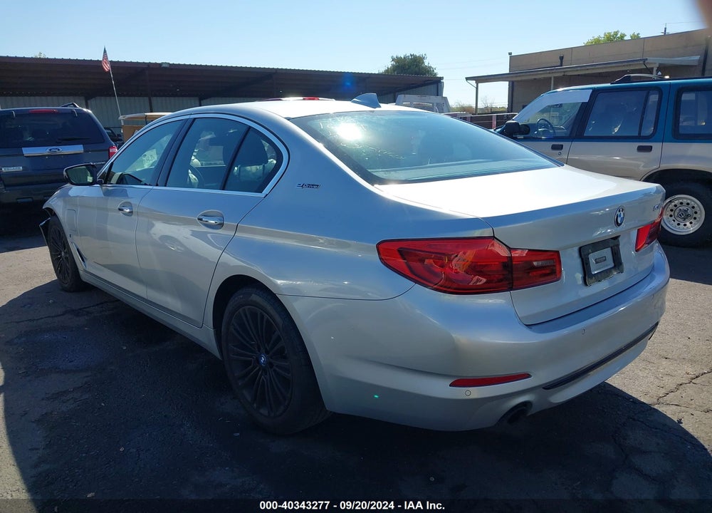 2018 BMW 530E XDRIVE IPERFORMANCE VIN: WBAJB1C57JB085238