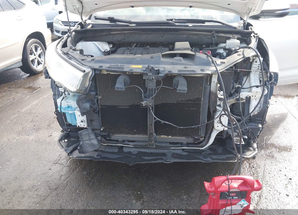 2014 TOYOTA HIGHLANDER XLE V6 VIN: 5TDKKRFH9ES019347