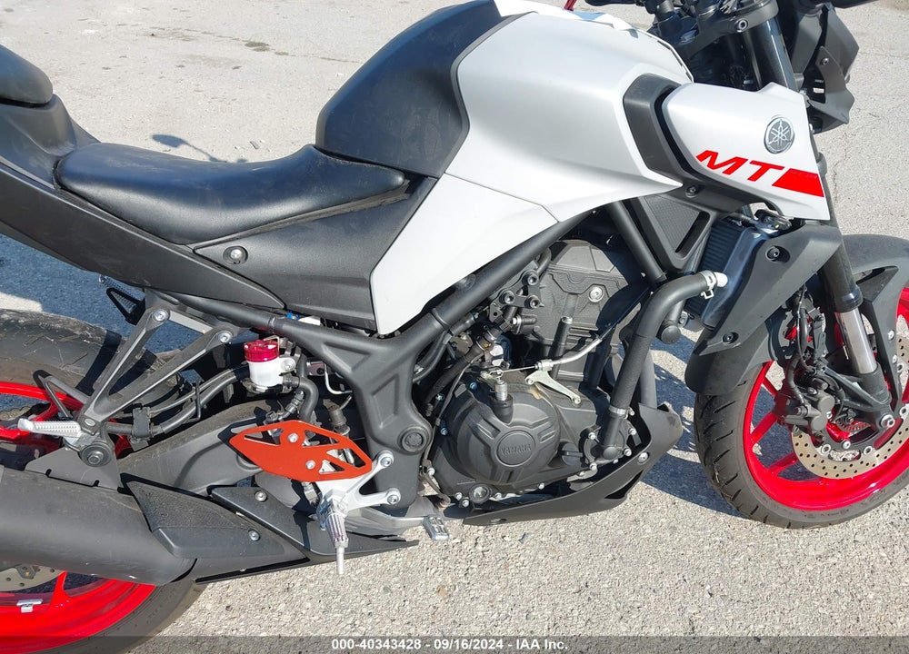 2020 YAMAHA MT-03 VIN: MH3RH20Y4LK002149