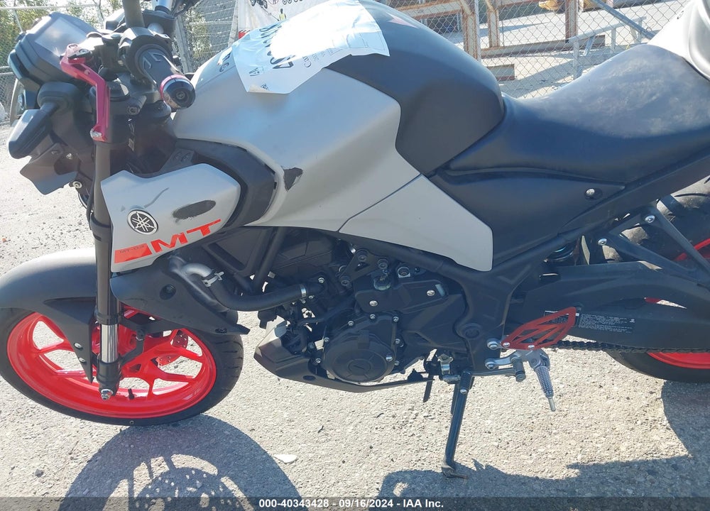 2020 YAMAHA MT-03 VIN: MH3RH20Y4LK002149