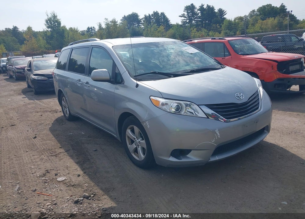 2014 TOYOTA SIENNA LE V6 8 PASSENGER VIN: 5TDKK3DC1ES445246