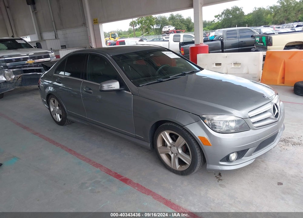 2010 MERCEDES-BENZ C 300 LUXURY/SPORT VIN: WDDGF5EB1AR109414