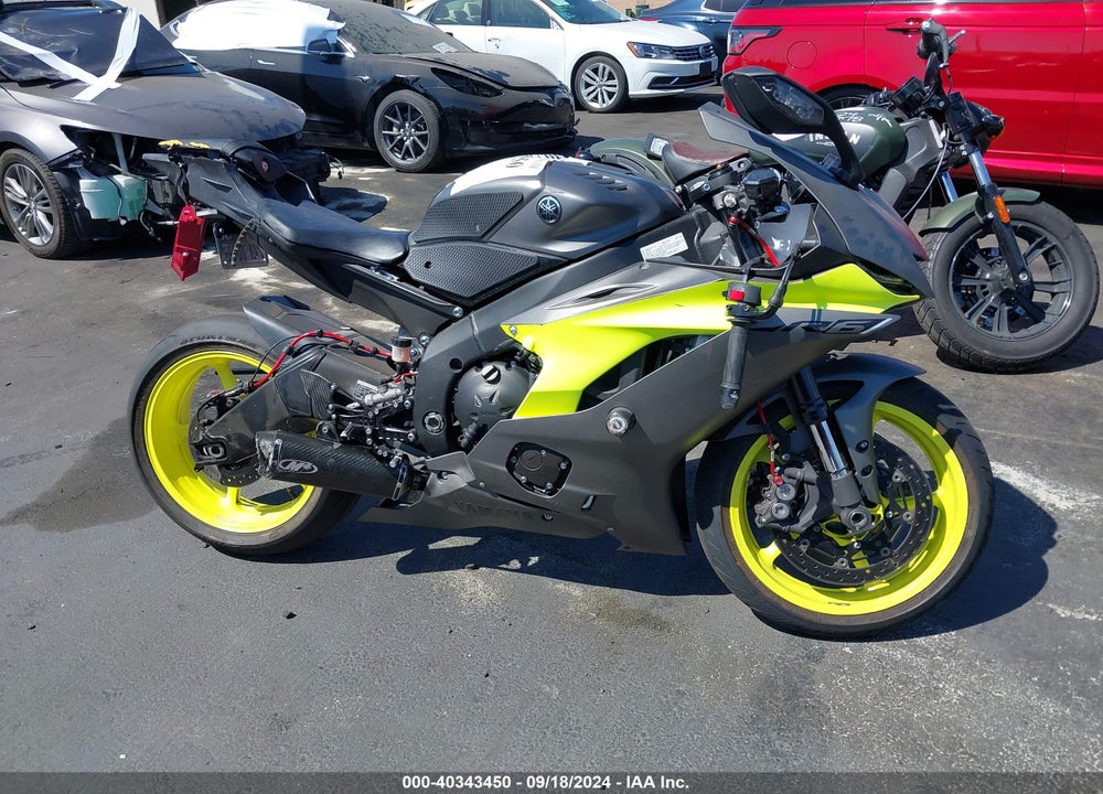 2018 YAMAHA YZFR6 C VIN: JYARJ28Y1JA001837
