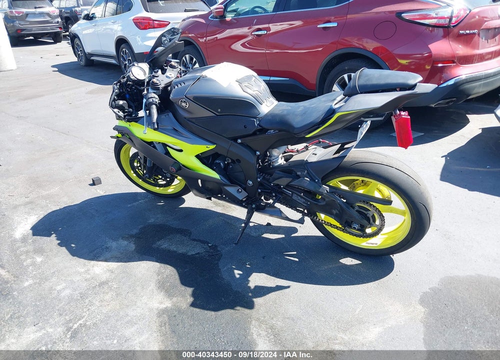 2018 YAMAHA YZFR6 C VIN: JYARJ28Y1JA001837