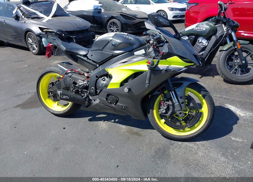 2018 YAMAHA YZFR6 C VIN: JYARJ28Y1JA001837