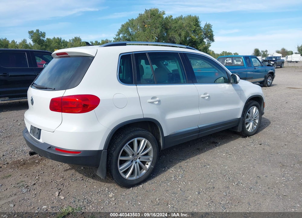 2013 VOLKSWAGEN TIGUAN SE VIN: WVGBV7AX7DW541446