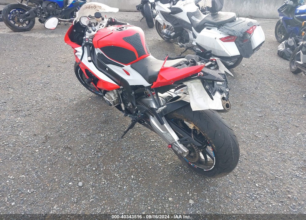 2015 BMW S 1000 RR VIN: WB10D2108FZ352565