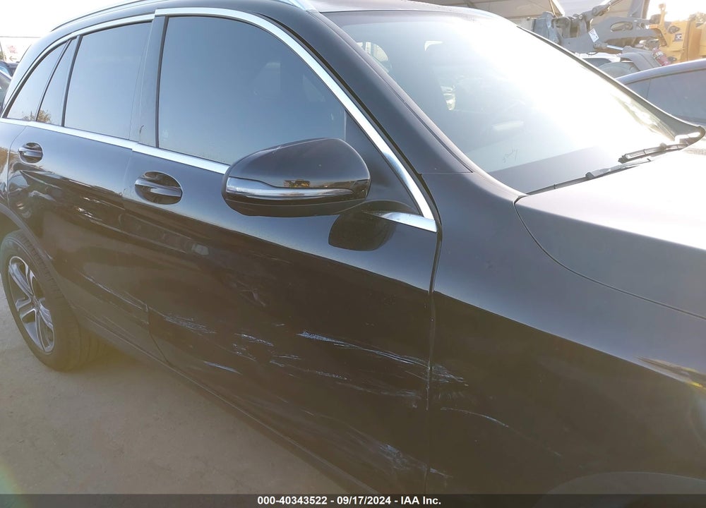 2018 MERCEDES-BENZ GLC 300 VIN: WDC0G4JB3JV013987