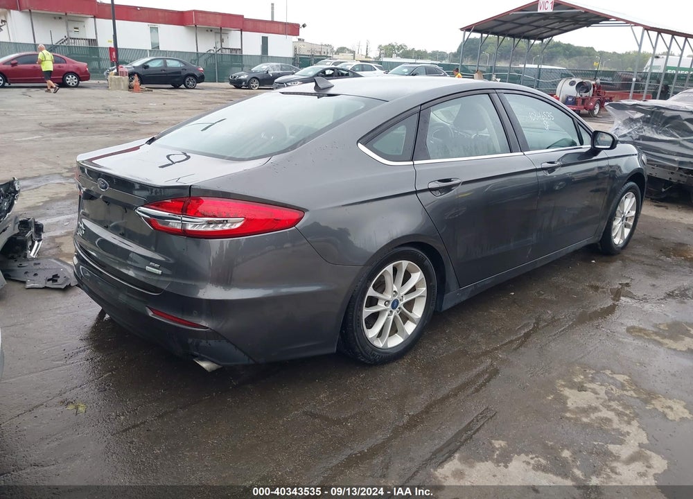 2019 FORD FUSION SE VIN: 3FA6P0HD5KR112475