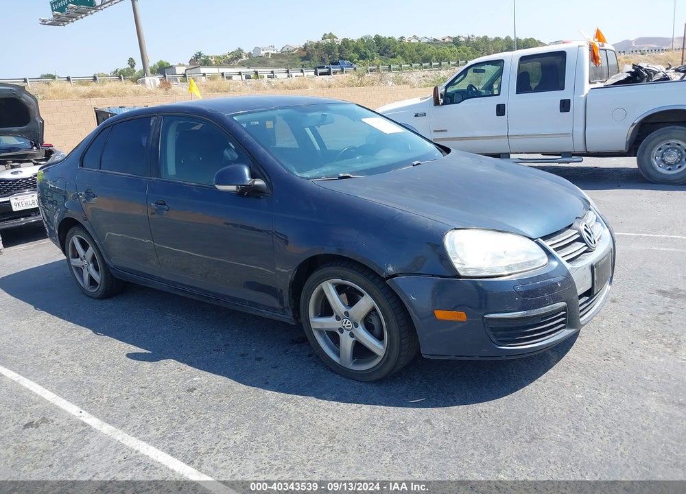 2010 VOLKSWAGEN JETTA LIMITED EDITION VIN: 3VWAZ7AJ4AM131471