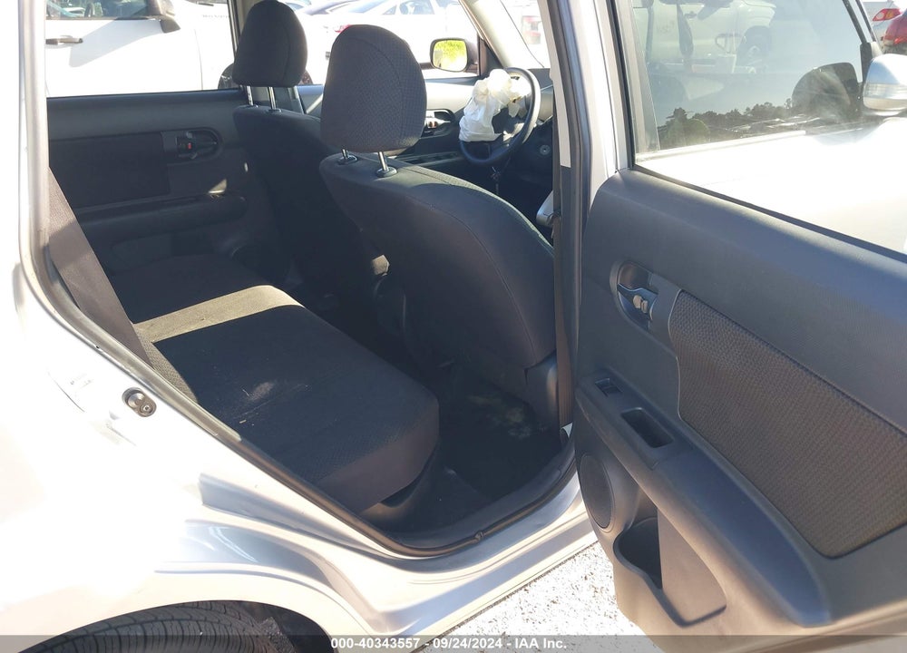 2008 SCION XB VIN: JTLKE50E381038271