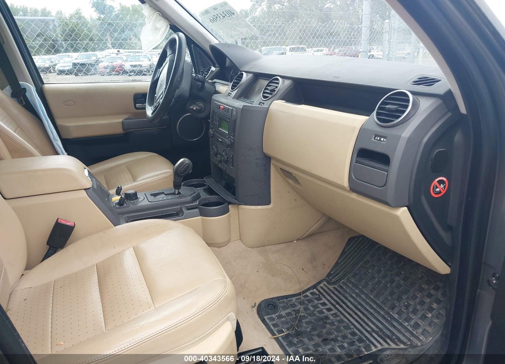 2007 LAND ROVER LR3 V8 SE VIN: SALAE25417A427262