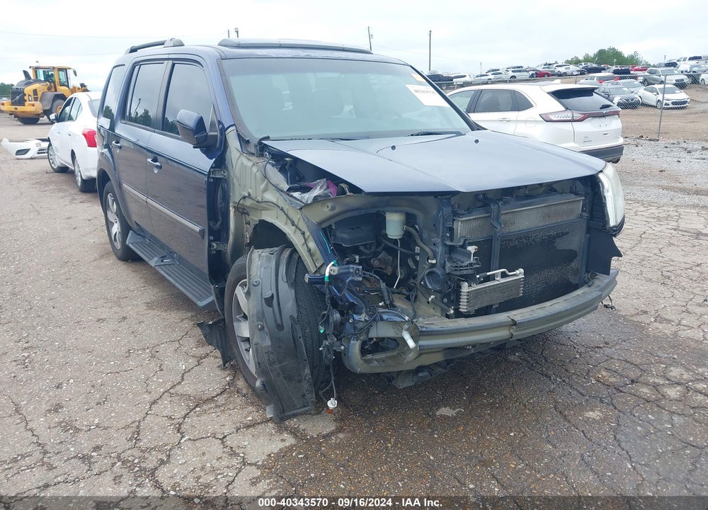 2015 HONDA PILOT TOURING VIN: 5FNYF4H93FB015209