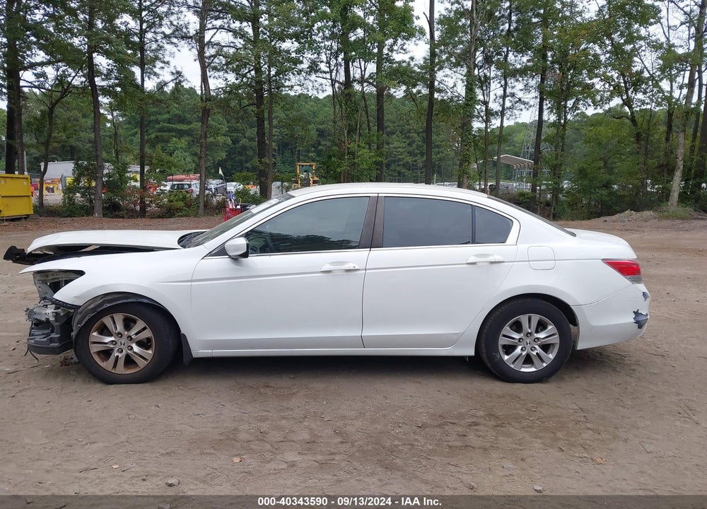 2010 HONDA ACCORD 2.4 LX VIN: 1HGCP2F39AA105820