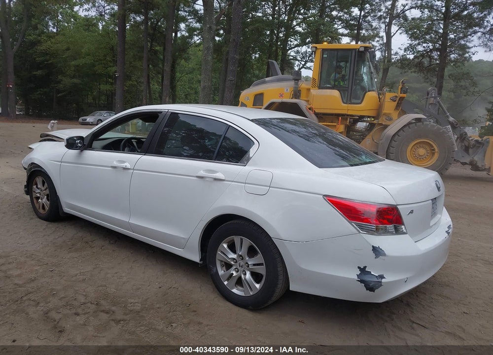 2010 HONDA ACCORD 2.4 LX VIN: 1HGCP2F39AA105820