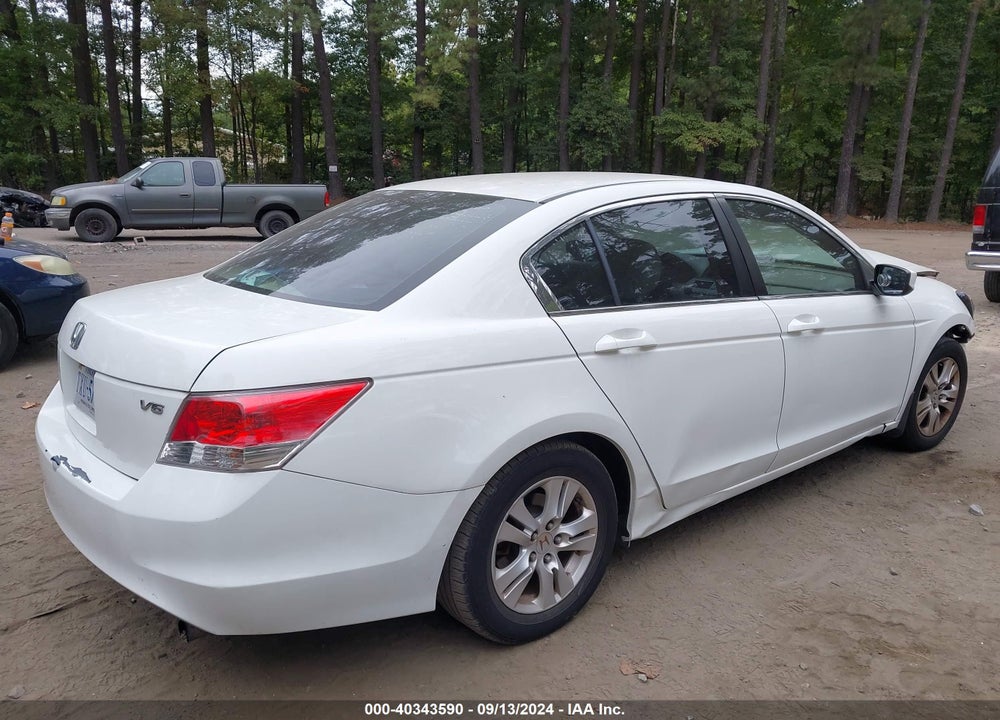 2010 HONDA ACCORD 2.4 LX VIN: 1HGCP2F39AA105820