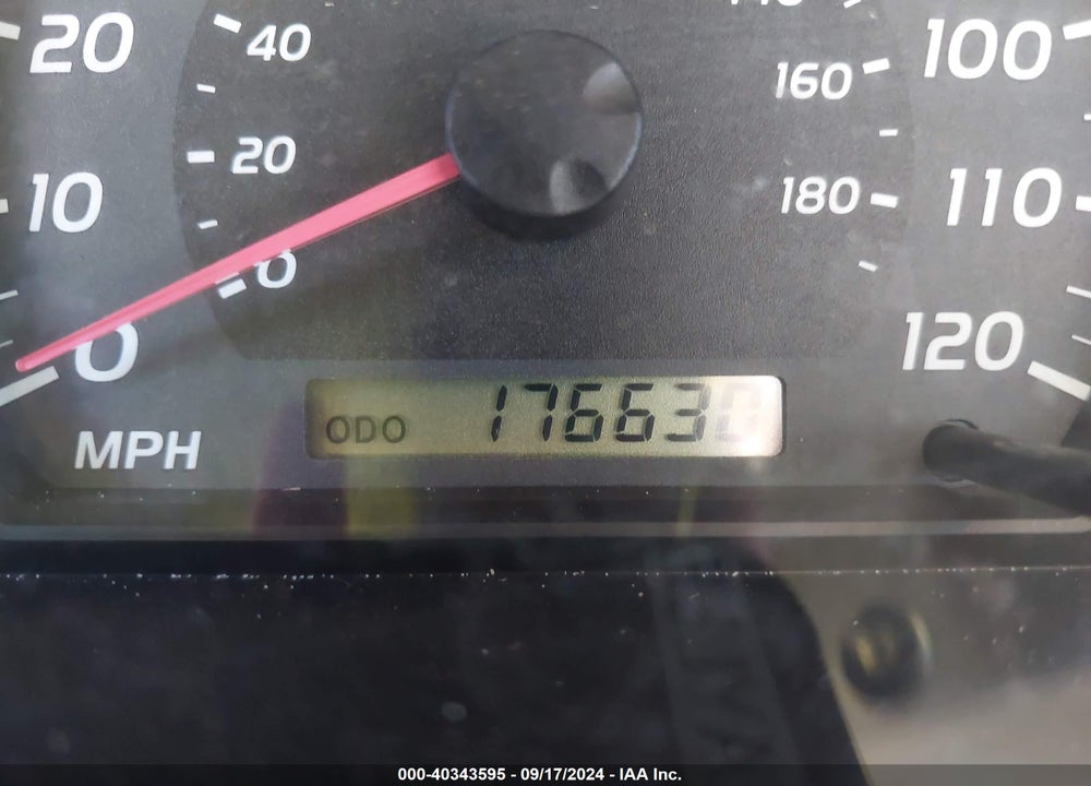 2006 TOYOTA TUNDRA SR5 V8 VIN: 5TBET34156S535082