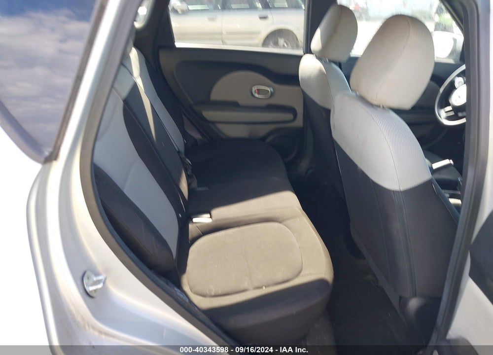 2016 KIA SOUL VIN: KNDJN2A20G7831520