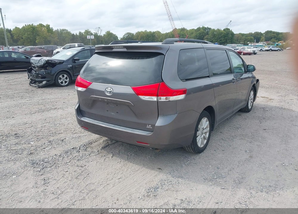 2011 TOYOTA SIENNA LE VIN: 5TDJK3DC4BS025049
