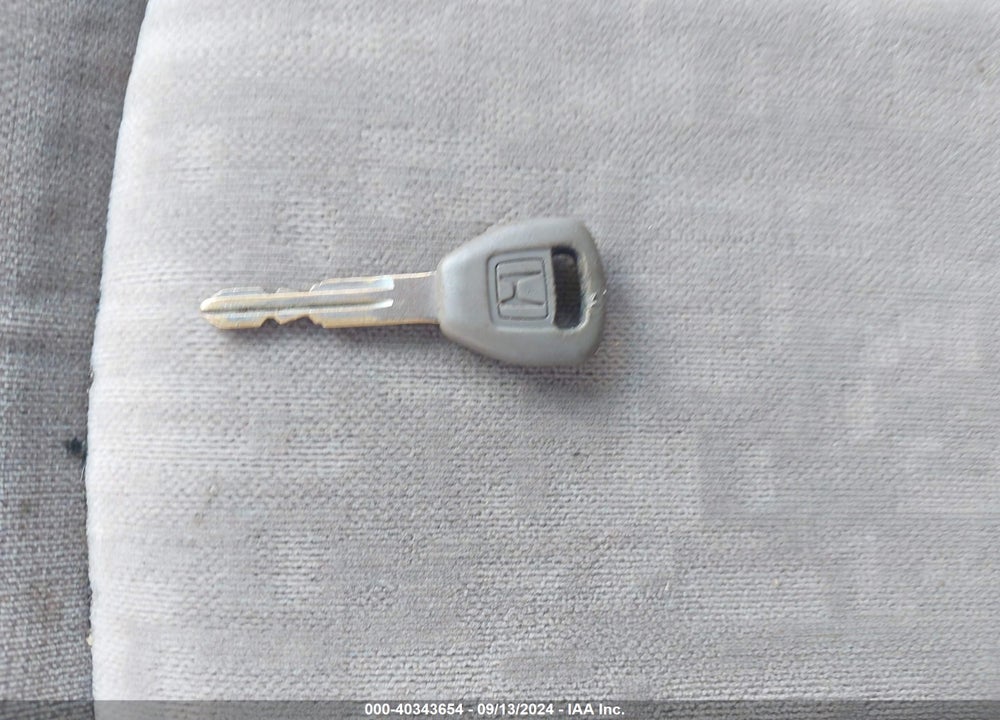2000 HONDA ACCORD 2.3 EX VIN: 1HGCG6678YA100080